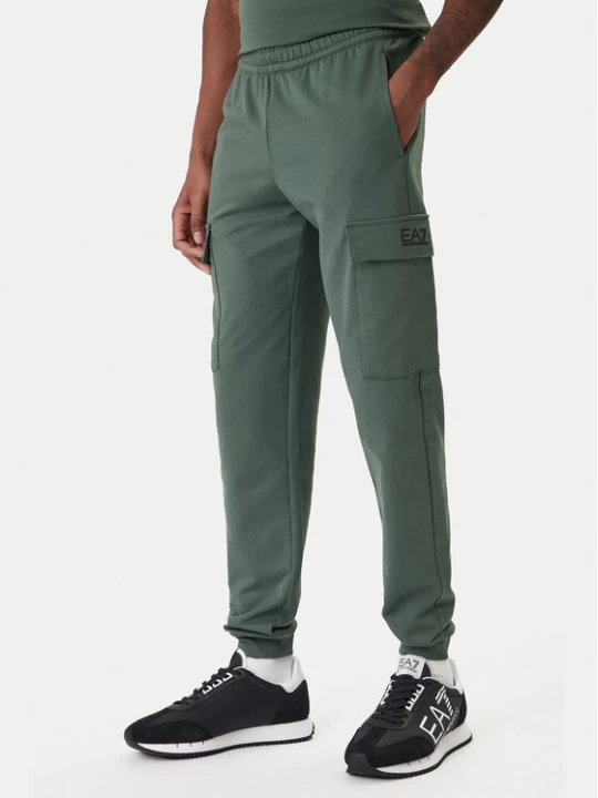 Zdjęcie produktu EA7 Emporio Armani Spodnie dresowe 8NPP67 PJVRZ U7260 Zielony Regular Fit