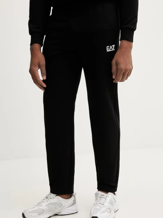 Zdjęcie produktu EA7 Emporio Armani spodnie dresowe bawełniane czarny