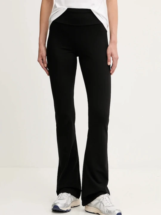 Zdjęcie produktu EA7 Emporio Armani spodnie dresowe czarny