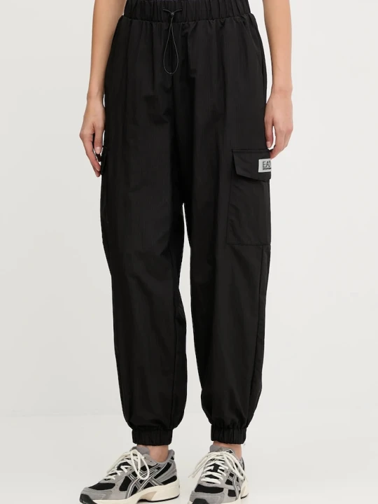 Zdjęcie produktu EA7 Emporio Armani spodnie dresowe czarny