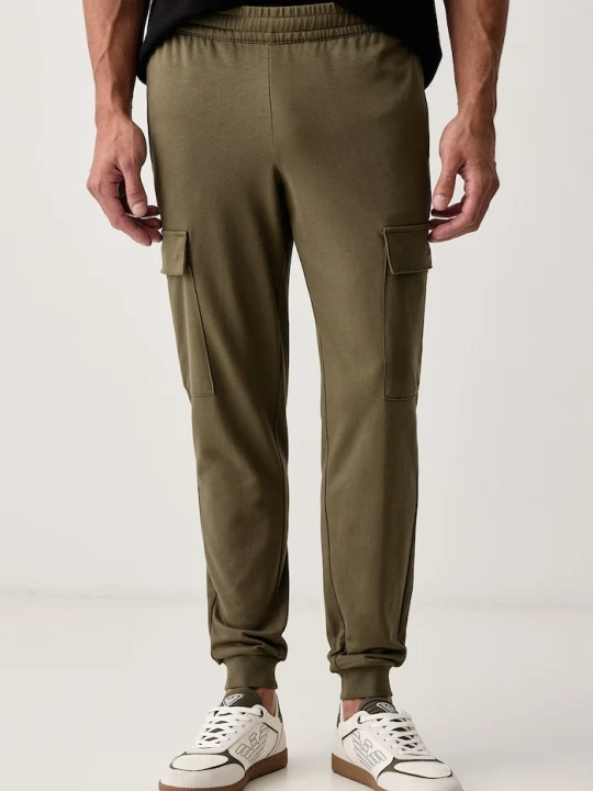 Zdjęcie produktu EA7 Emporio Armani spodnie dresowe męskie bawełniane zielony