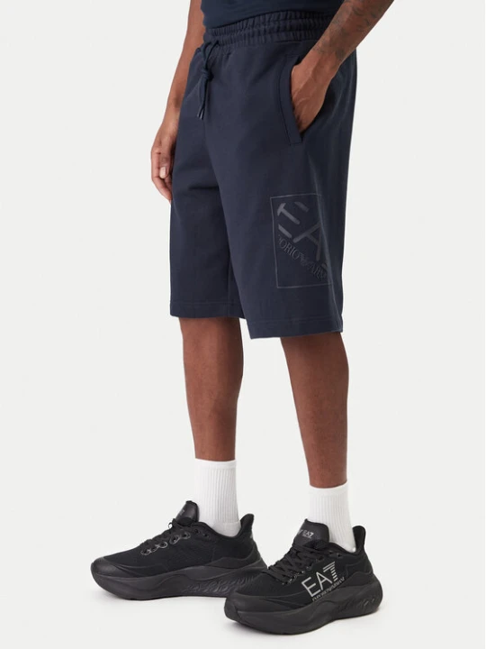 Zdjęcie produktu EA7 Emporio Armani Szorty sportowe 7M001491 AF17787 UB102 Granatowy Regular Fit
