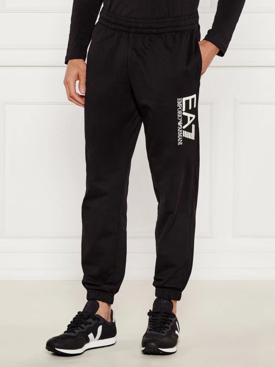 Zdjęcie produktu EA7 Spodnie dresowe | Modern fit czarny