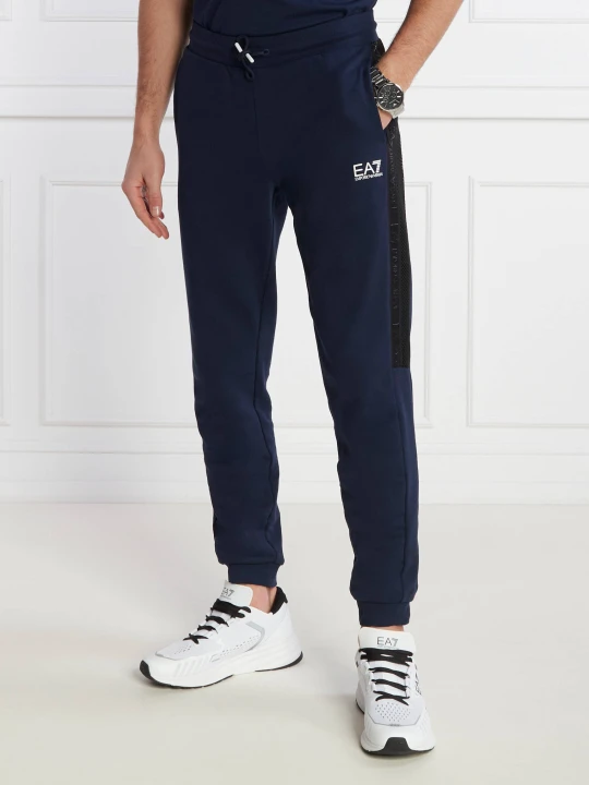 Zdjęcie produktu EA7 Spodnie dresowe | Regular Fit granatowy