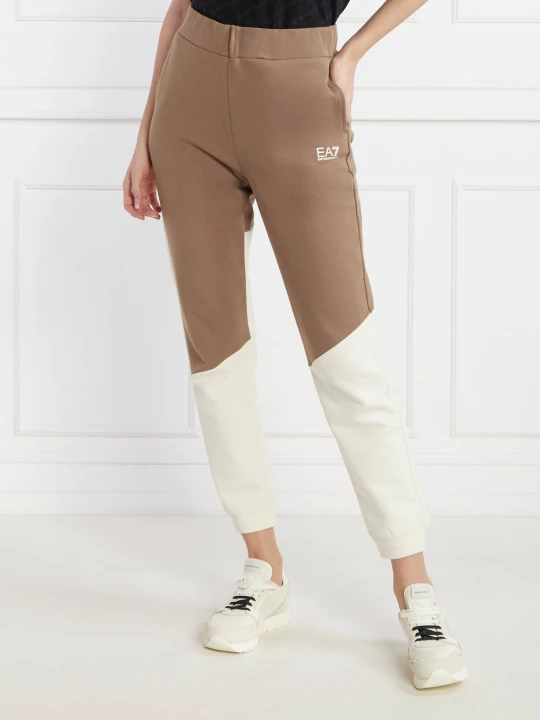 Zdjęcie produktu EA7 Spodnie dresowe | Regular Fit brązowy
