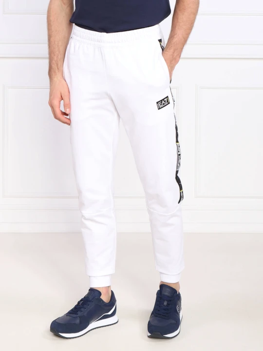 Zdjęcie produktu EA7 Spodnie dresowe | Regular Fit biały