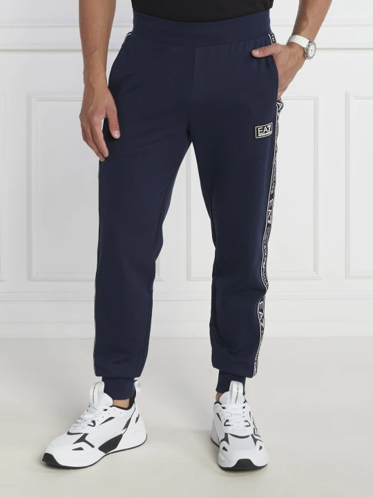 Zdjęcie produktu EA7 Spodnie dresowe | Regular Fit granatowy