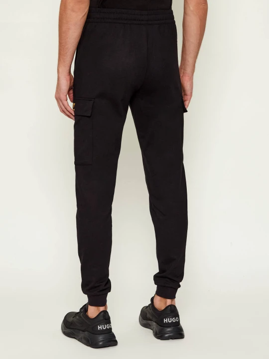 Zdjęcie produktu EA7 Spodnie dresowe | Slim Fit czarny