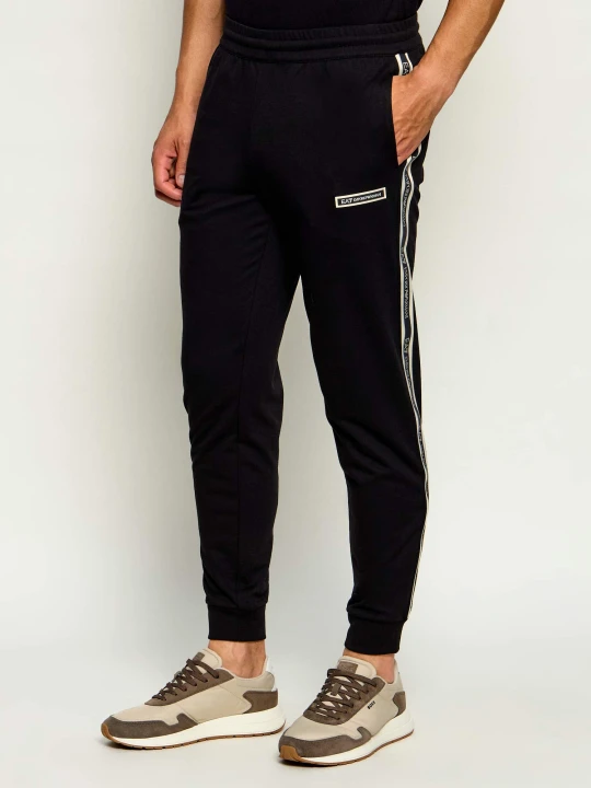 Zdjęcie produktu EA7 Spodnie dresowe | Slim Fit czarny