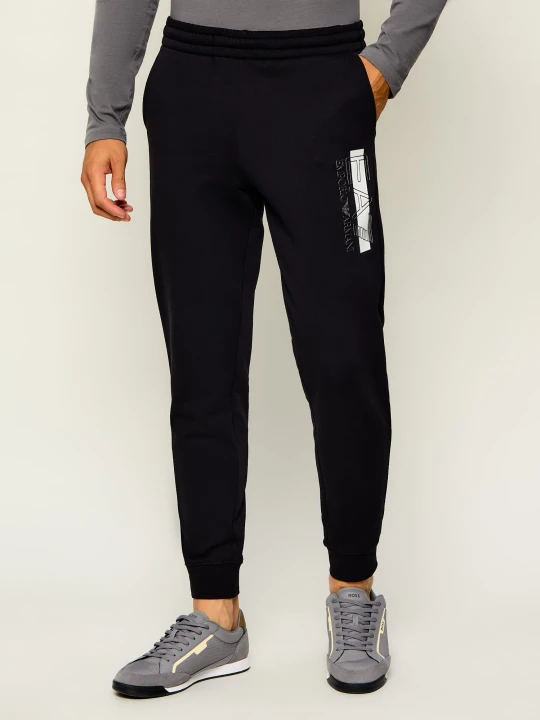 Zdjęcie produktu EA7 Spodnie dresowe | Slim Fit czarny