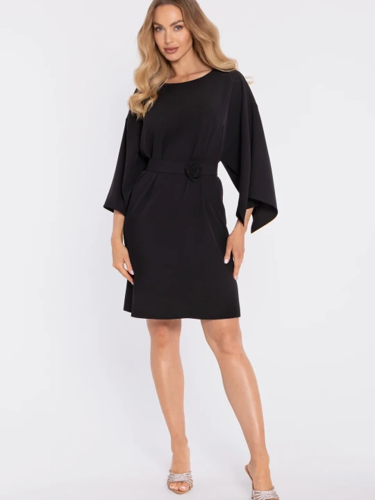 Zdjęcie produktu Elegancka trapezowa sukienka oversize czarna Moe