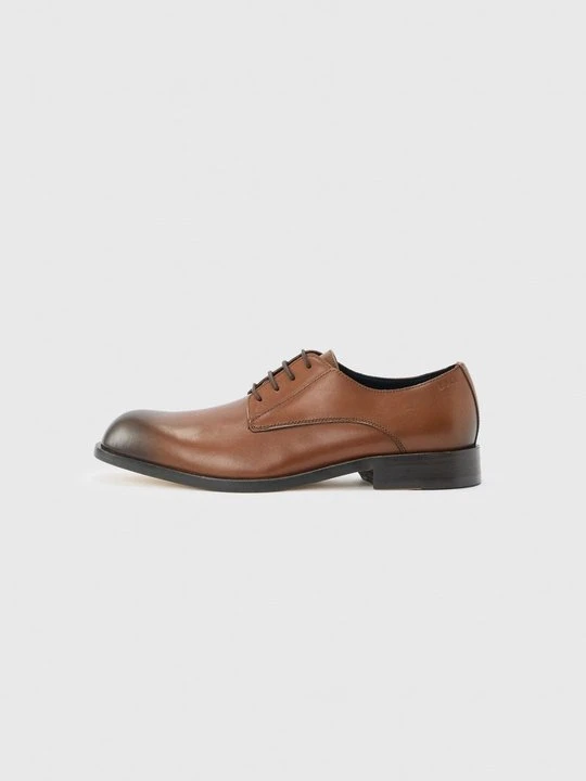 Zdjęcie produktu Biznesowe buty sznurowane Boss brązowy