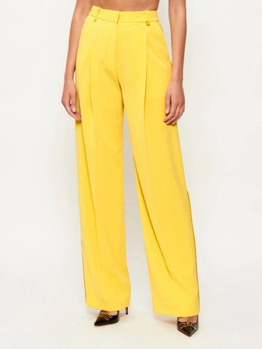 Zdjęcie produktu Elisabetta Franchi Spodnie | Relaxed fit żółty