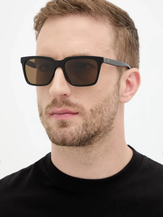 Zdjęcie produktu Emporio Armani okulary przeciwsłoneczne czarny