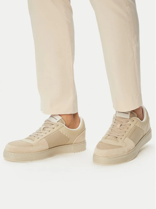Zdjęcie produktu Emporio Armani Sneakersy EM005293 AF24321 M1359 Beżowy