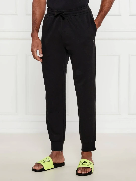 Zdjęcie produktu Emporio Armani Spodnie dresowe | Regular Fit czarny
