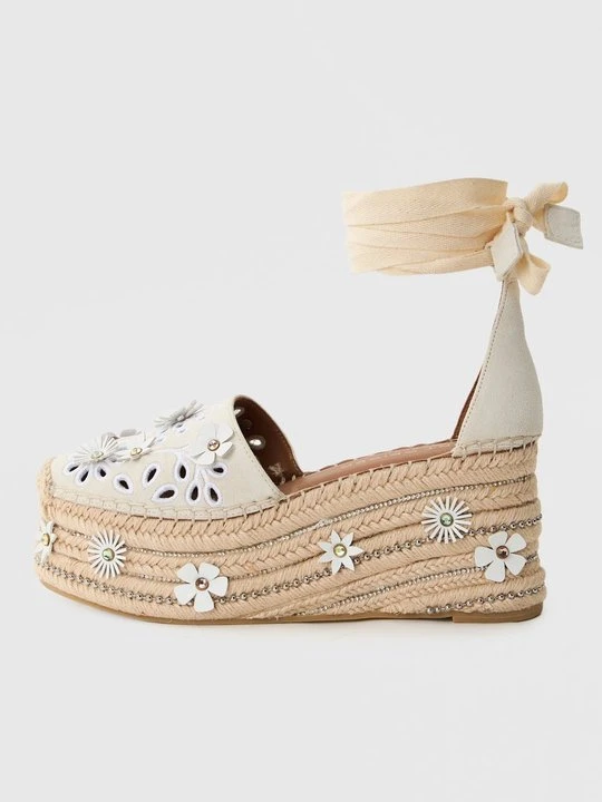 Zdjęcie produktu Espadryle Kurt Geiger mleczny