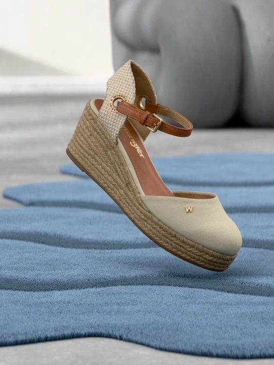 Zdjęcie produktu Espadryle Wrangler mleczny