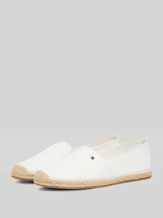 Zdjęcie produktu Espadryle z wyhaftowanym logo Tommy Hilfiger Złamany biały