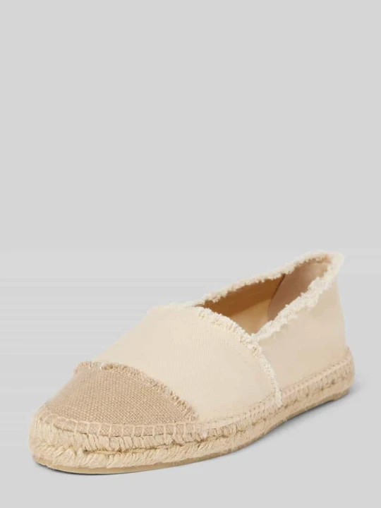 Zdjęcie produktu Espadryle ze skóry naturalnej model ‘AMPALA’ Castañer Złamany biały