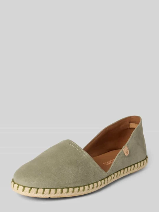 Zdjęcie produktu Espadryle ze skóry z naszywką z logo model 'CARMEN' Verbenas Khaki