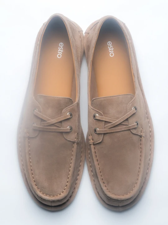 Zdjęcie produktu Estro: Beżowe sznurowane loafersy damskie z weluru w stylu żeglarskim