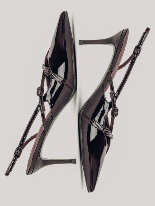 Zdjęcie produktu Estro: Burgundowe czółenka damskie typu slingback z lakierowanej skóry naturalnej wiśniowy