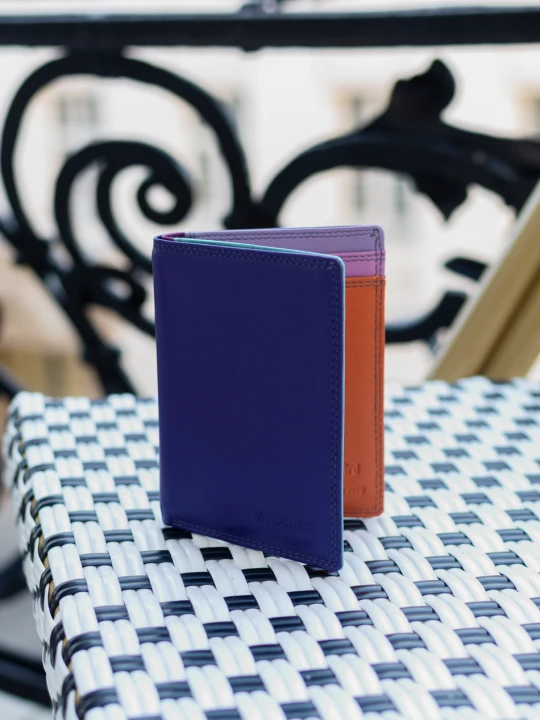 Zdjęcie produktu Etui na dokumenty Colors 010 fioletowe Valentini