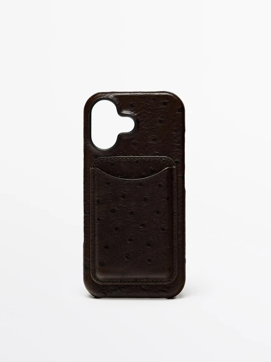 Zdjęcie produktu Etui Na Iphone 17 Z Fakturowanej Skóry Nappa - Czekoladowy - Massimo Dutti - Female
