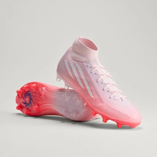 Zdjęcie produktu Damskie buty piłkarskie do kostki na naturalną i sztuczną nawierzchnię F50 SPARKFUSION LEAGUE Adidas różowy
