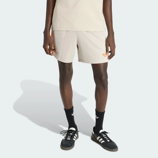 Zdjęcie produktu FC Bayern Originals Shorts Adidas beżowy