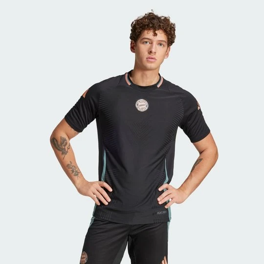 Zdjęcie produktu FC Bayern Tiro 24 Pro Training Jersey Adidas czarny