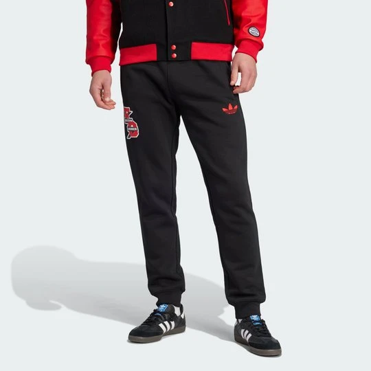 Zdjęcie produktu FC Bayern VRCT Tracksuit Bottoms Adidas czarny