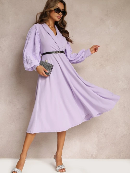 Zdjęcie produktu Fioletowa Rozkloszowana Sukienka z Paskiem i Długim Rękawem Malaiyah New Collection