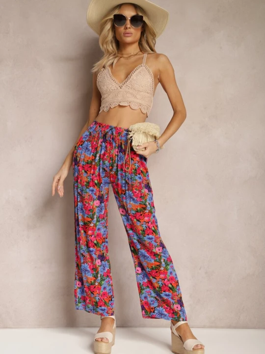 Zdjęcie produktu Fioletowo-Różowe Wiskozowe Spodnie z Prostą Nogawką High Waist w Kwiatowy Wzór Zaranima J.stars