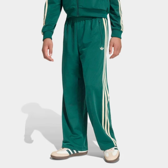 Zdjęcie produktu Firebird Loose Trainingshose adidas Originals zielony