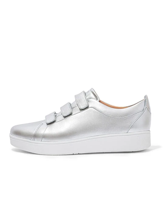 Zdjęcie produktu fitflop Skórzane sneakersy w kolorze srebrnym rozmiar: 39