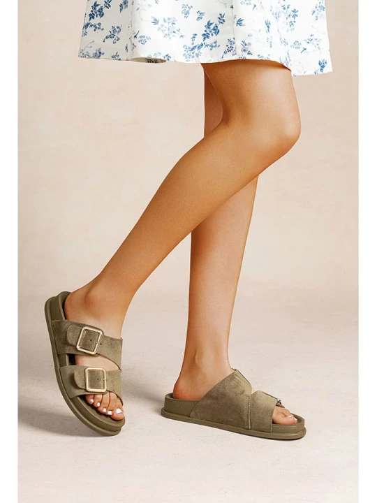 Zdjęcie produktu Foreverfolie Klapki w kolorze khaki rozmiar: 39