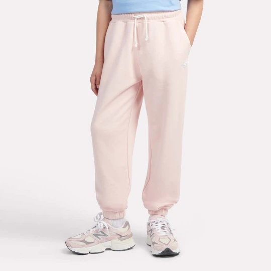 Zdjęcie produktu French Terry Small Logo Jogger New Balance różowy