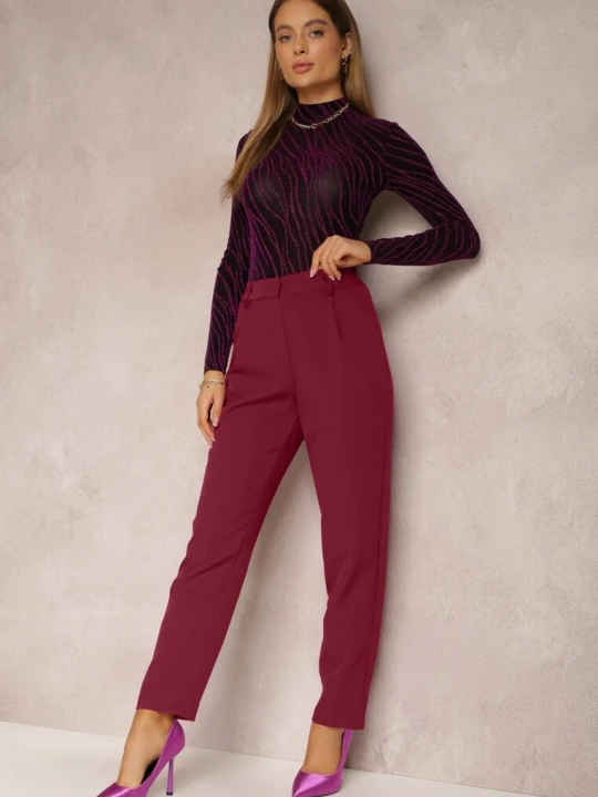 Zdjęcie produktu Fuksjowe Spodnie Regular Namamn Lily Rose Bordowy