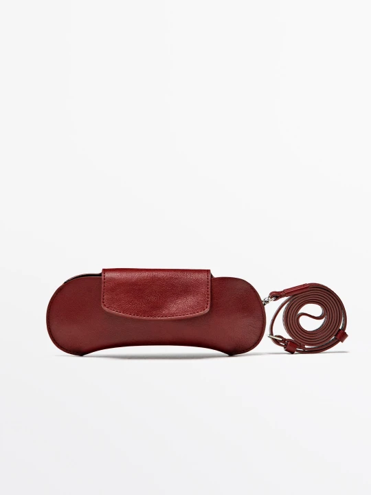 Zdjęcie produktu Funda De Gafas Piel Napa Textura - Czerwony - Massimo Dutti - Female