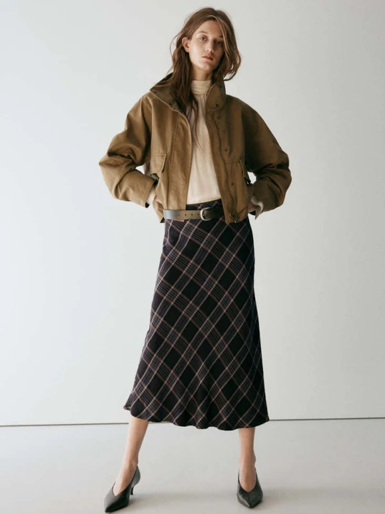 Zdjęcie produktu Funnel-neck jacket with pockets beżowy - Kobieta - MANGO