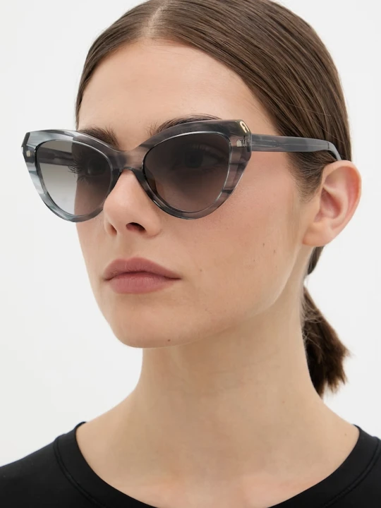 Zdjęcie produktu Furla okulary przeciwsłoneczne kocie oczy damskie niebieski