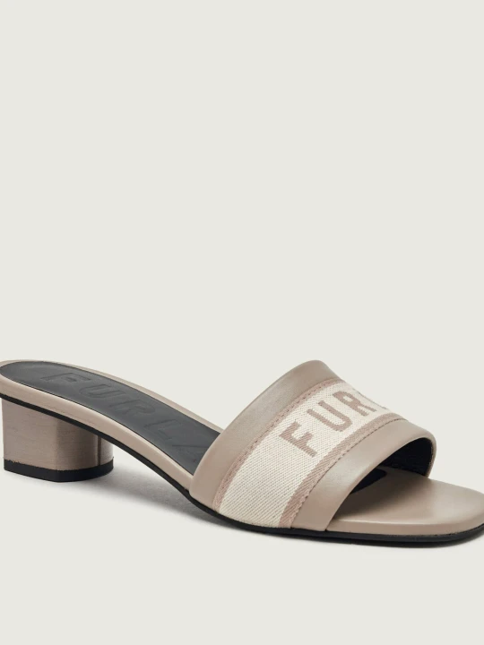 Zdjęcie produktu Furla Skórzane klapki na słupku FURLA CILINDRO beżowy