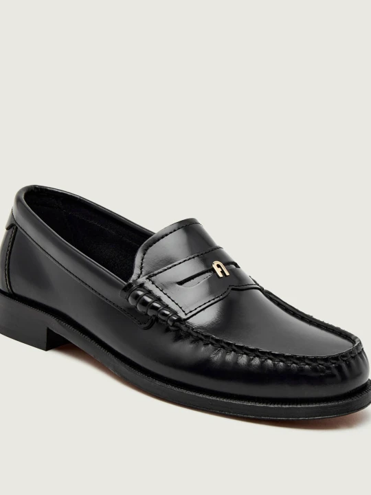 Zdjęcie produktu Furla Skórzane loafersy FURLA COLLEGE czarny