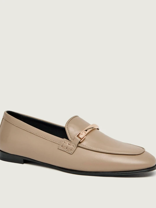 Zdjęcie produktu Furla Skórzane loafersy FURLA HERITAGE beżowy