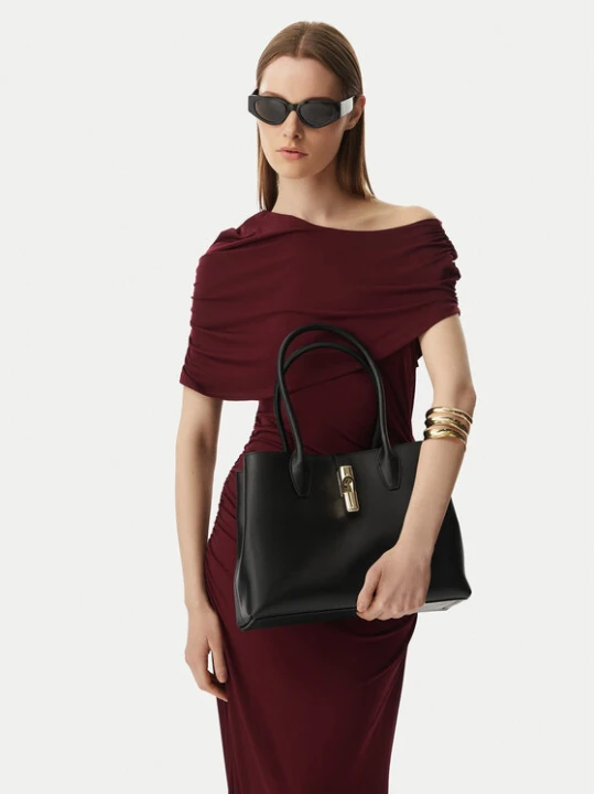 Zdjęcie produktu Furla Torebka Goccia M WB01978 ARE000 KH O6000 Czarny