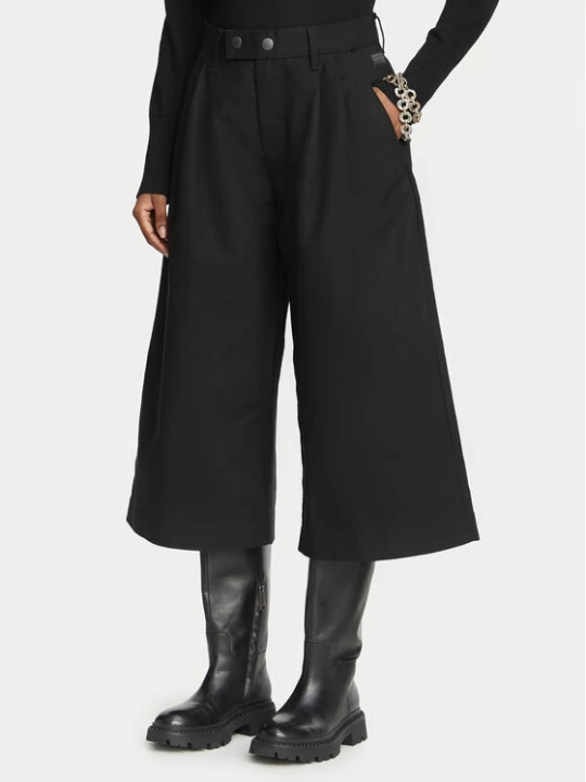 Zdjęcie produktu G-STAR Kuloty Pleated D30658-E621 Czarny Loose Fit
