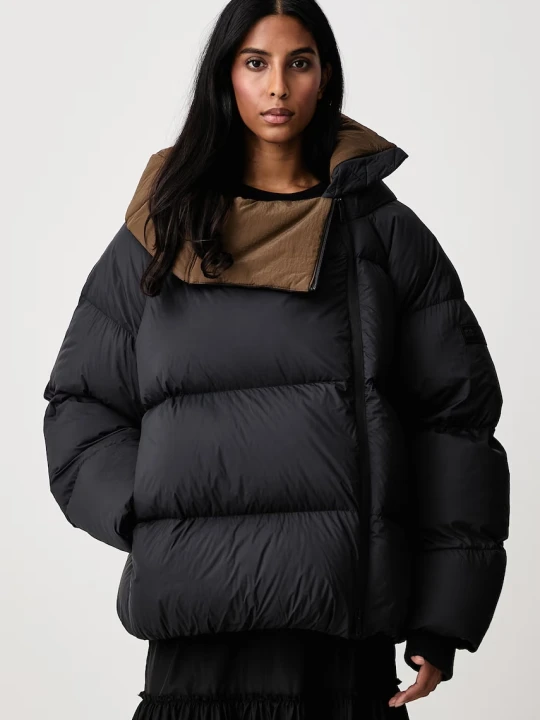Zdjęcie produktu GANNI Future Nylon Quilt Puffer kurtka puchowa damska
