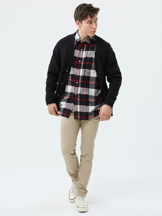 Zdjęcie produktu GAP Spodnie chino w kolorze beżowym rozmiar: W30/L32